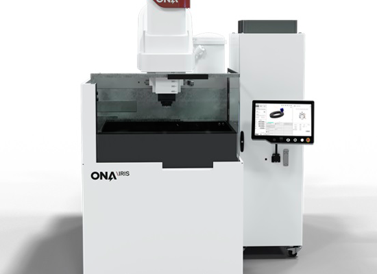 Realizzazione di un particolare per elettronica in materiale termoplastico PPS GF40 (www.bormar.com)